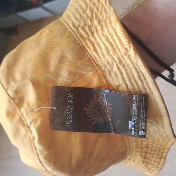 Culture Fly Supernatural TV Series Bucket Hat NWT - Picture 2 of 4